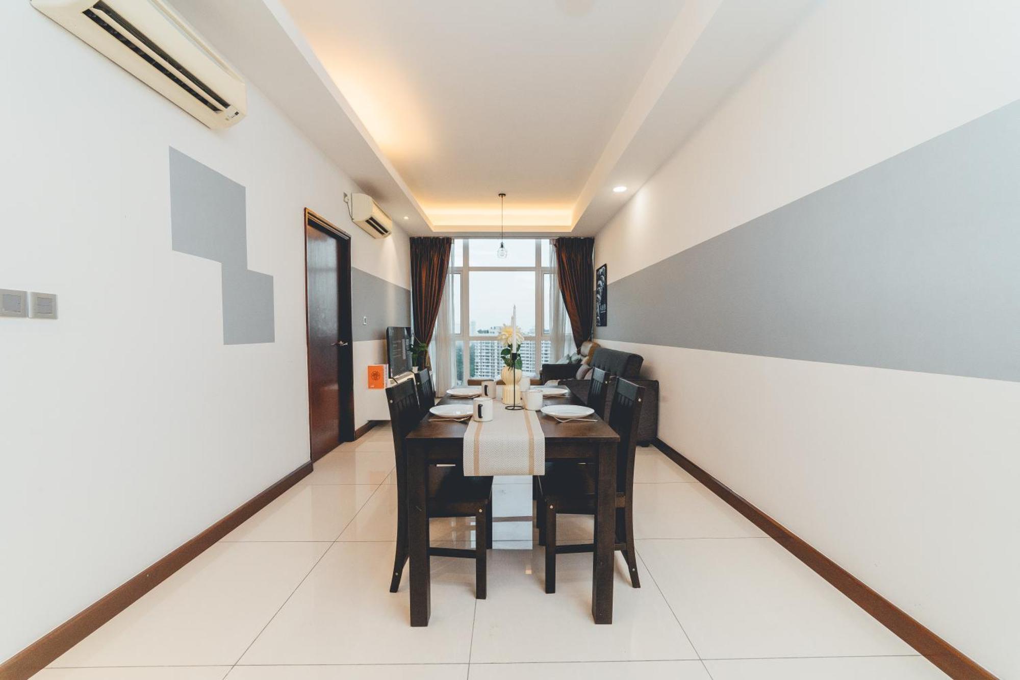 Paragon Residence 2Br4Pax Sleek Stay Nr Ciq Midvalley By Our Stay Johor Bahru Eksteriør bilde